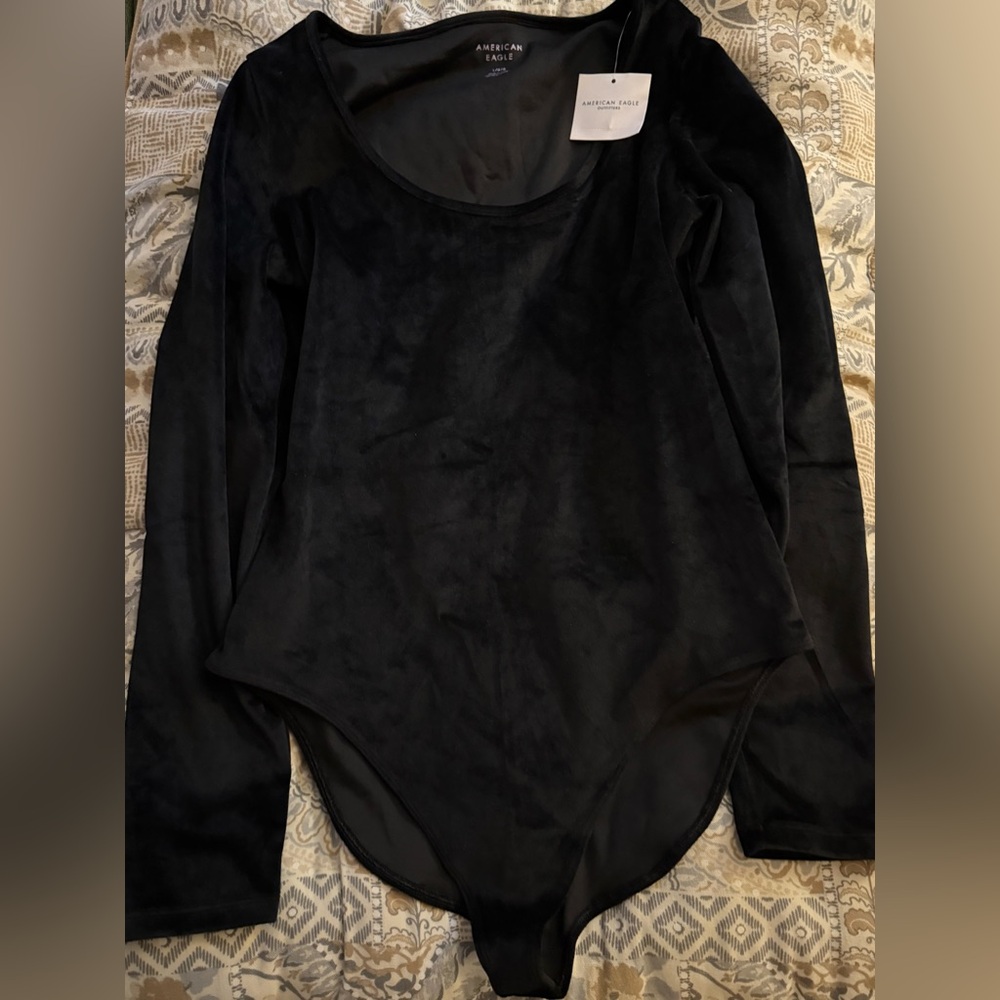 NWT American Eagle Velvet Bodysuit Size L